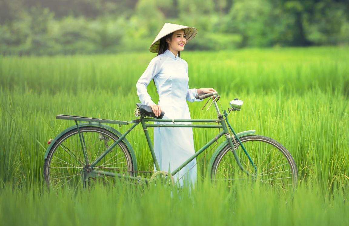 Woman bicycle
