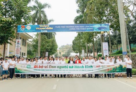"Đi bộ vì Con người và Hành tinh"